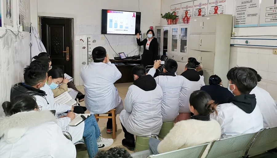 640.webp (15).jpg 640.webp (15).jpg